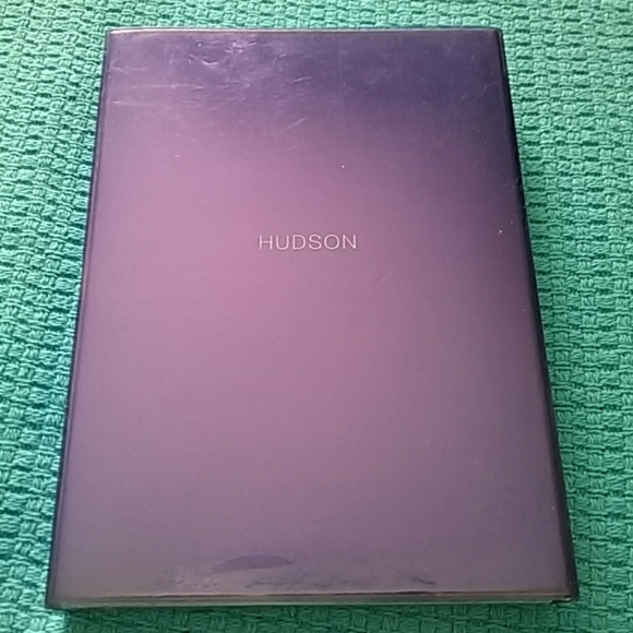 Hudson Hotel Note Cards - Picture 1 of 6